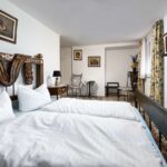 0f3f7a61-f3bb-49c9-9acd-0bd5833d950b