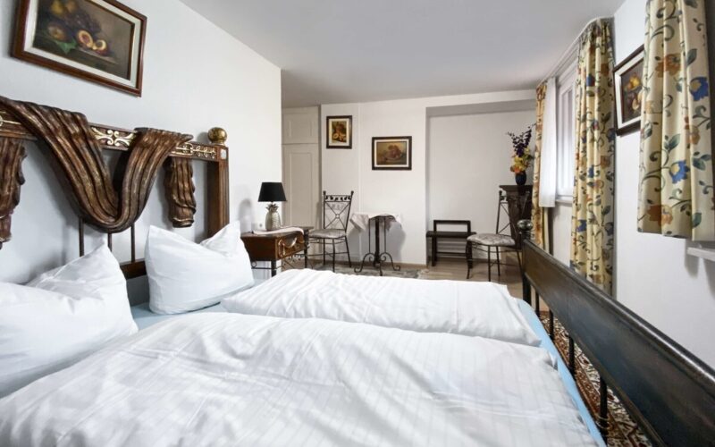 0f3f7a61-f3bb-49c9-9acd-0bd5833d950b