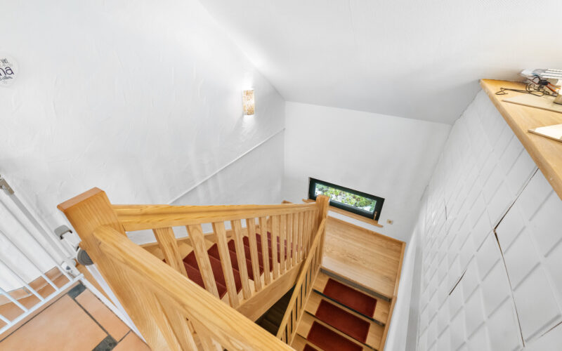 fb67bc8e-2ace-4534-8020-49a04954f8ff