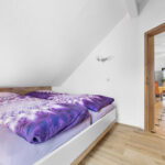 4dd679f2-b594-47da-a482-853a0a55195e