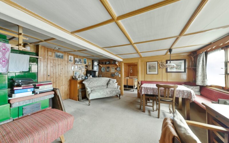 Zimmer__EG_Altbau_1c