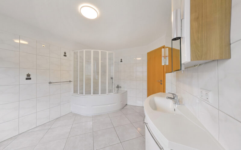 21_Badezimmer_OG_1a